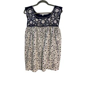 Unbranded Women L Top Sleeveless Navy White Embroidered Floral Paisley Artsy